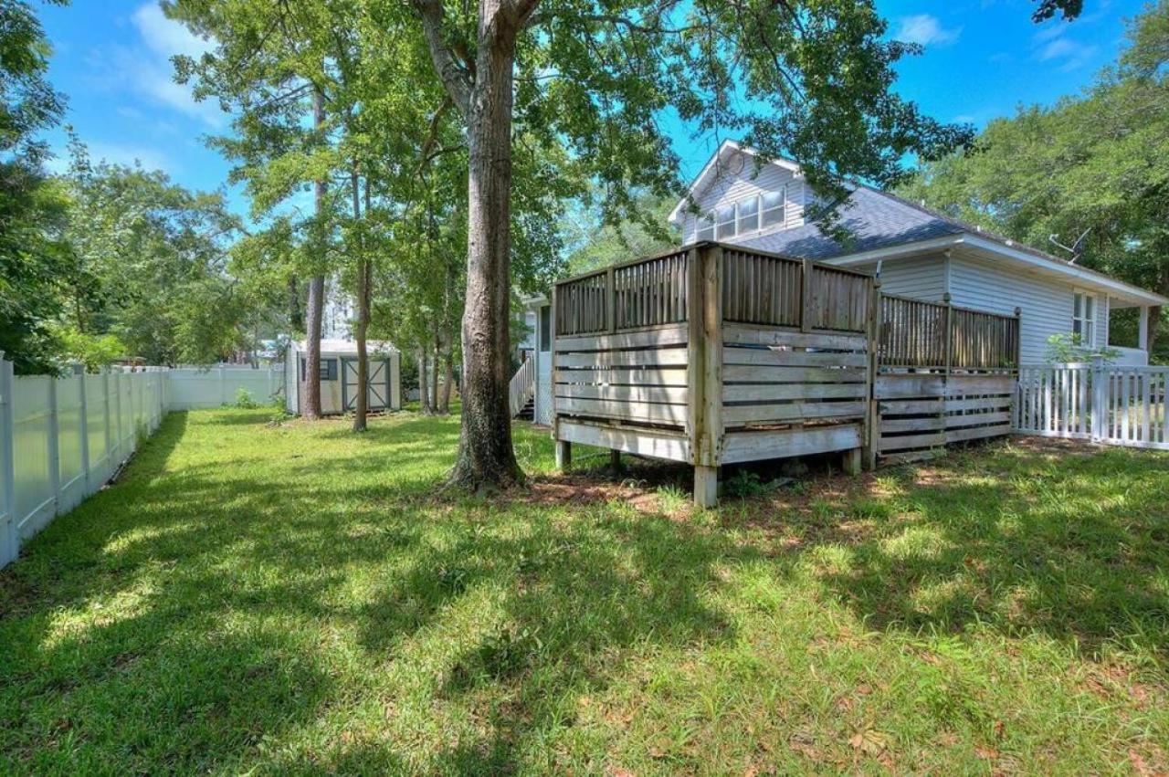 Livin' The Dream Villa Oak Island Exteriör bild
